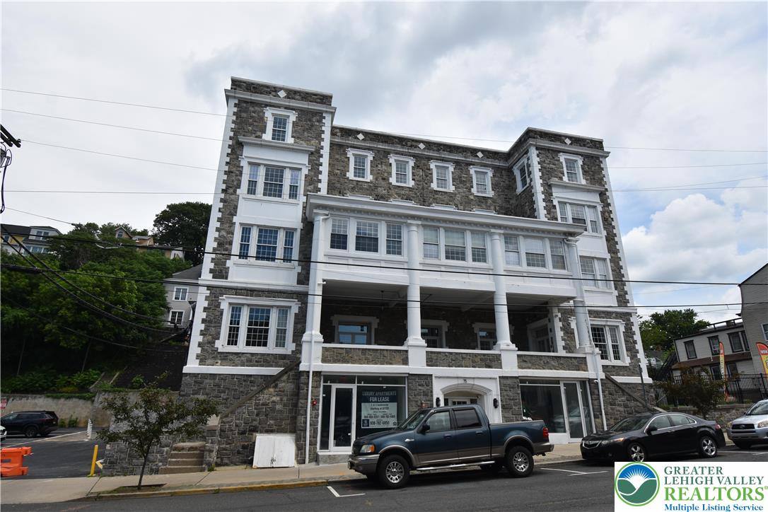Apartment for rent at 75 S Main St #205, Easton, PA 18042