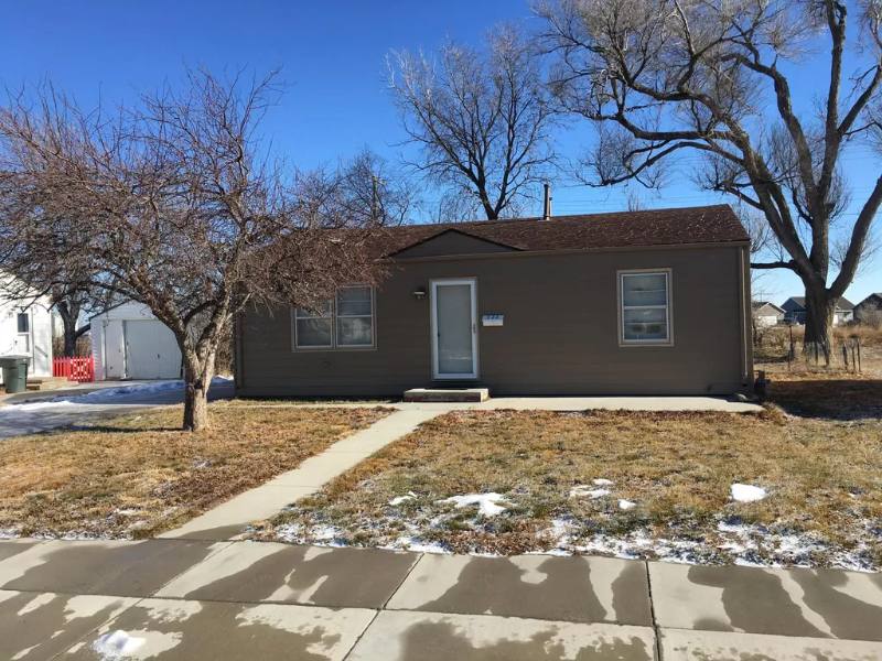 House for rent at 522 Charlotte Dr, Sidney, NE 69162