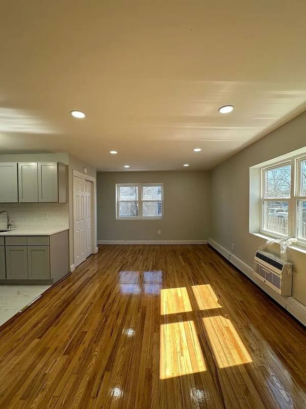 Apartment for rent at 821 Central Ave, Plainfield, NJ 07060
