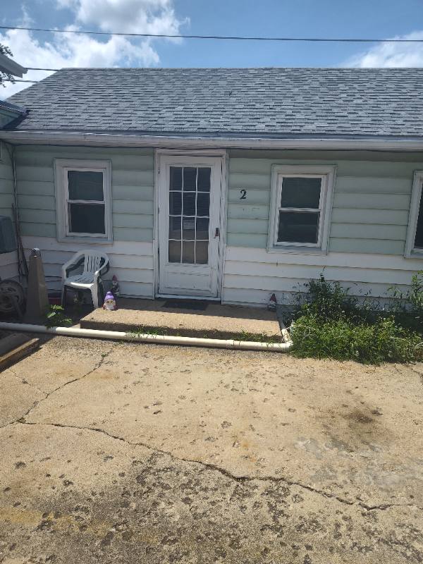 Apartment for rent at 301 Barr Elms Ave #2, Joliet, IL 60433