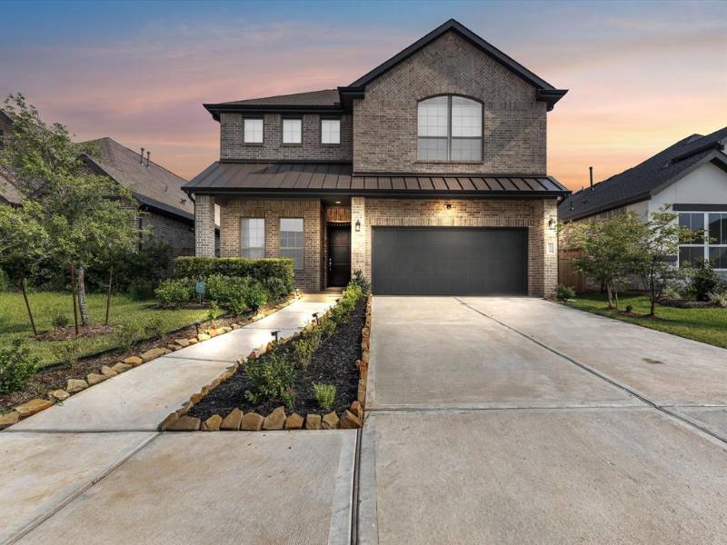 House for rent at 10718 Hidden Rock Dr, Missouri City, TX 77459