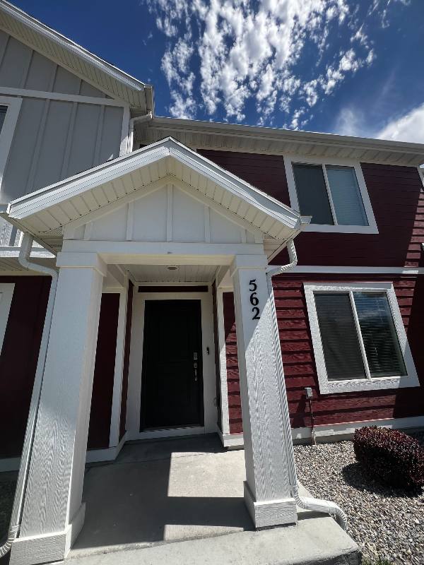 Townhouse for rent at 562 Hal St, Tooele, UT 84074