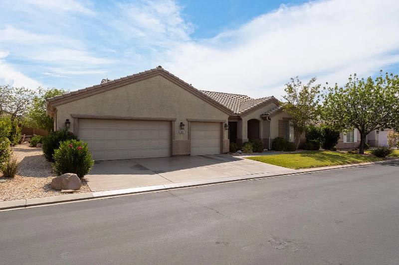 House for rent at 4629 S Tranquility Bay Dr, Saint George, UT 84790