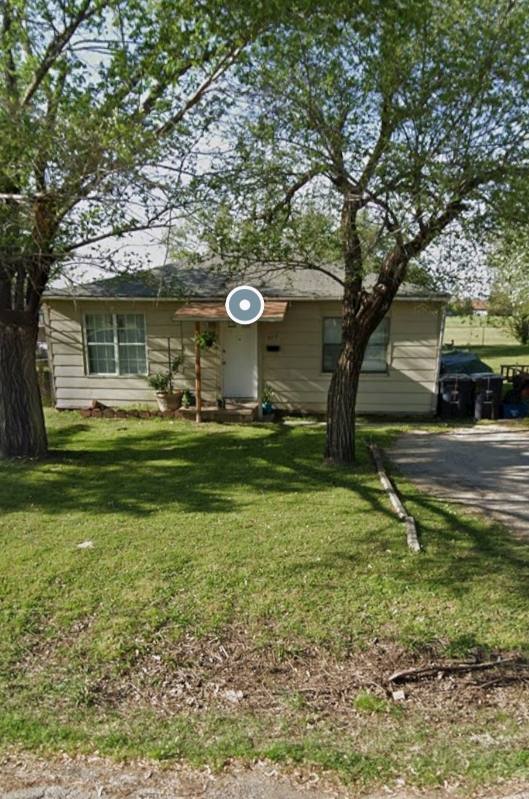 House for rent at 230 W 37th St, Shawnee, OK 74804