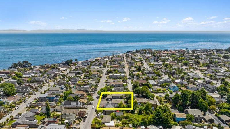Apartment for rent at 451 34th Ave, Watsonville, CA 95076