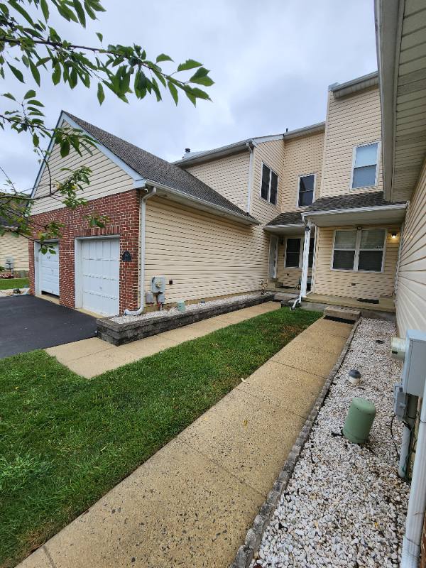 648 Yale Court, Bensalem, PA 19020