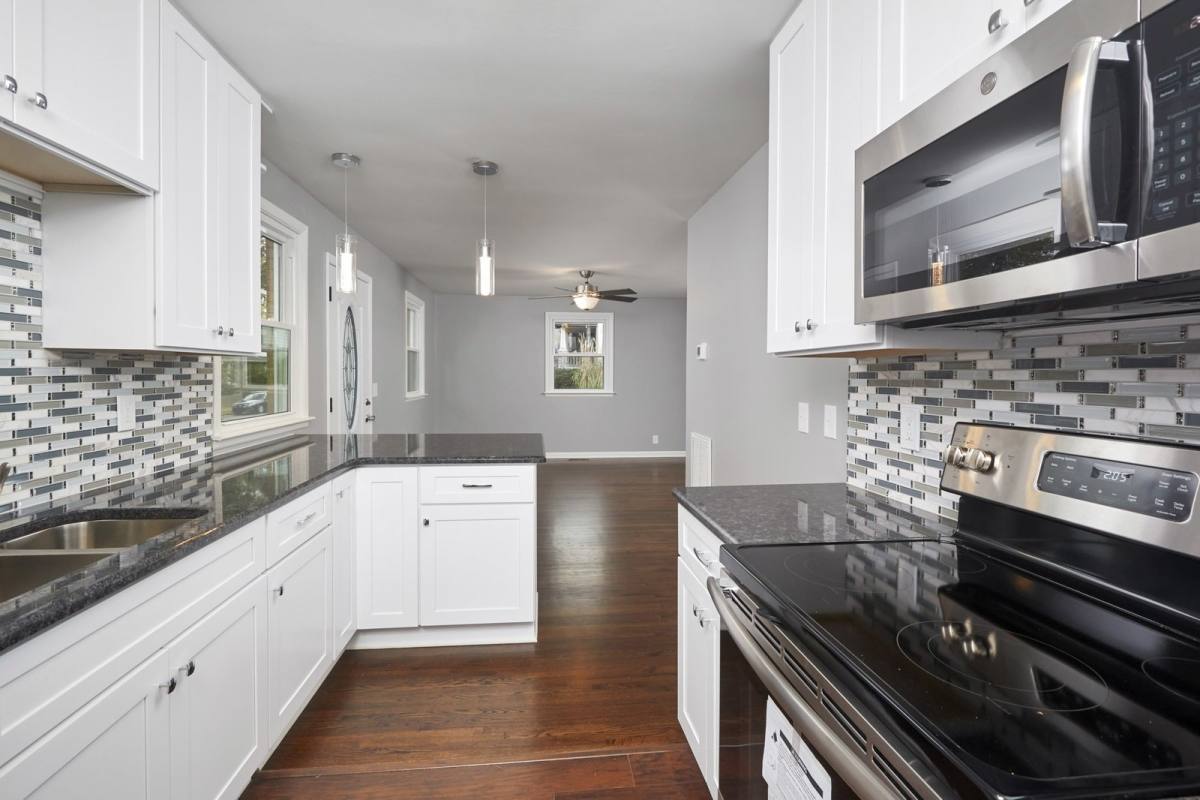 Townhouse for rent at 892 Montrose Ave, Nashville, TN 37204