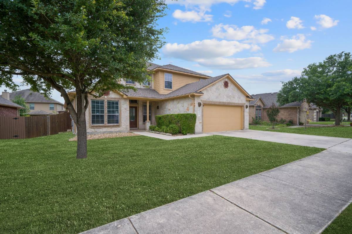 House for rent at 444 Silver Buckle, Schertz, TX 78154