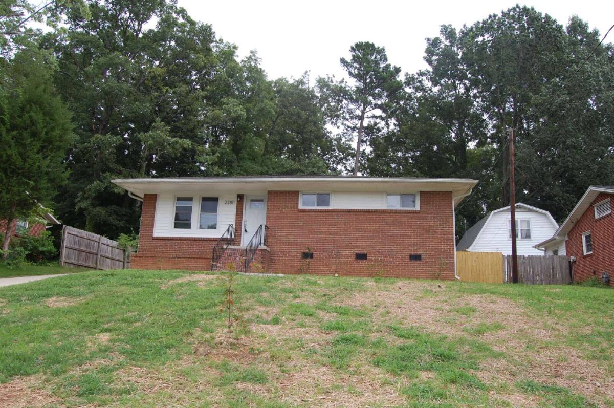 2315 Emerywood Rd, Greensboro, NC 27403