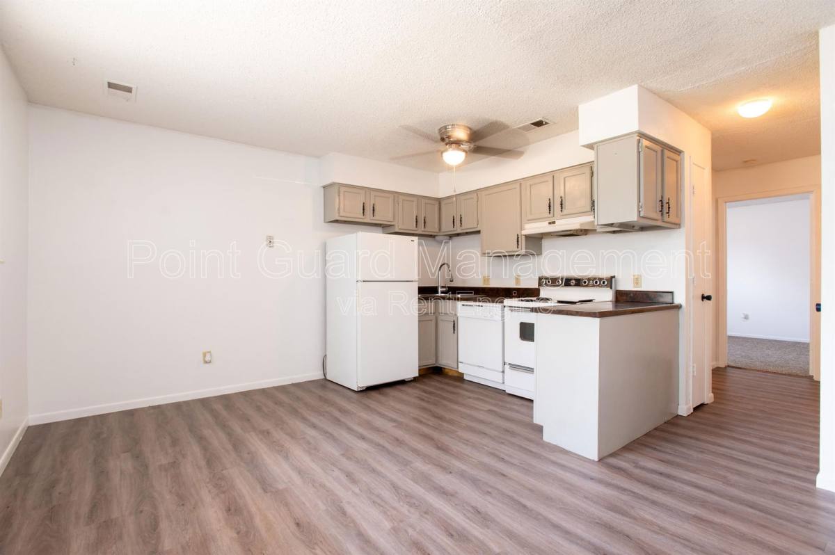 Apartment for rent at 844 N Waco Ave #B110, Wichita, KS 67203