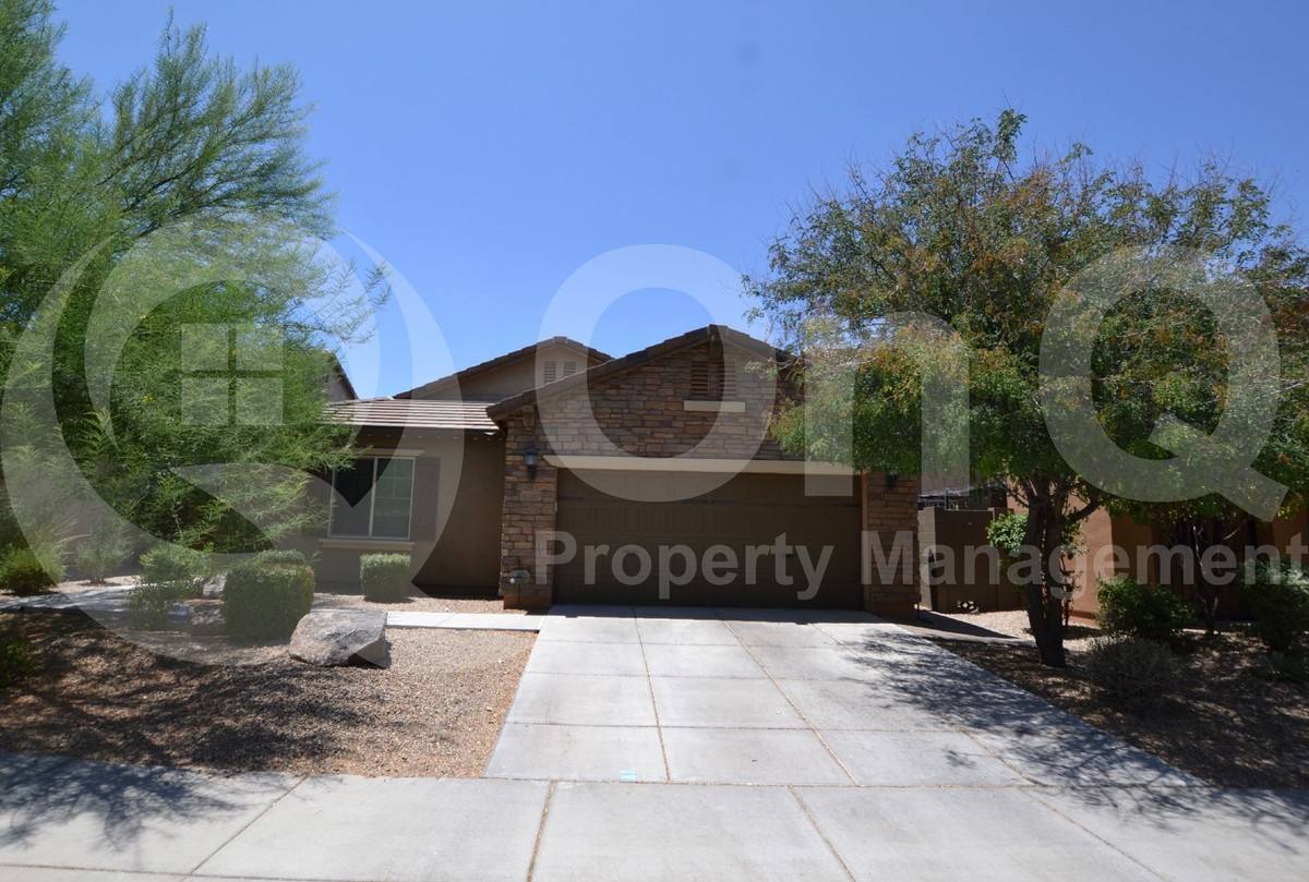 House for rent at 3747 E Zachary Dr, Phoenix, AZ 85050