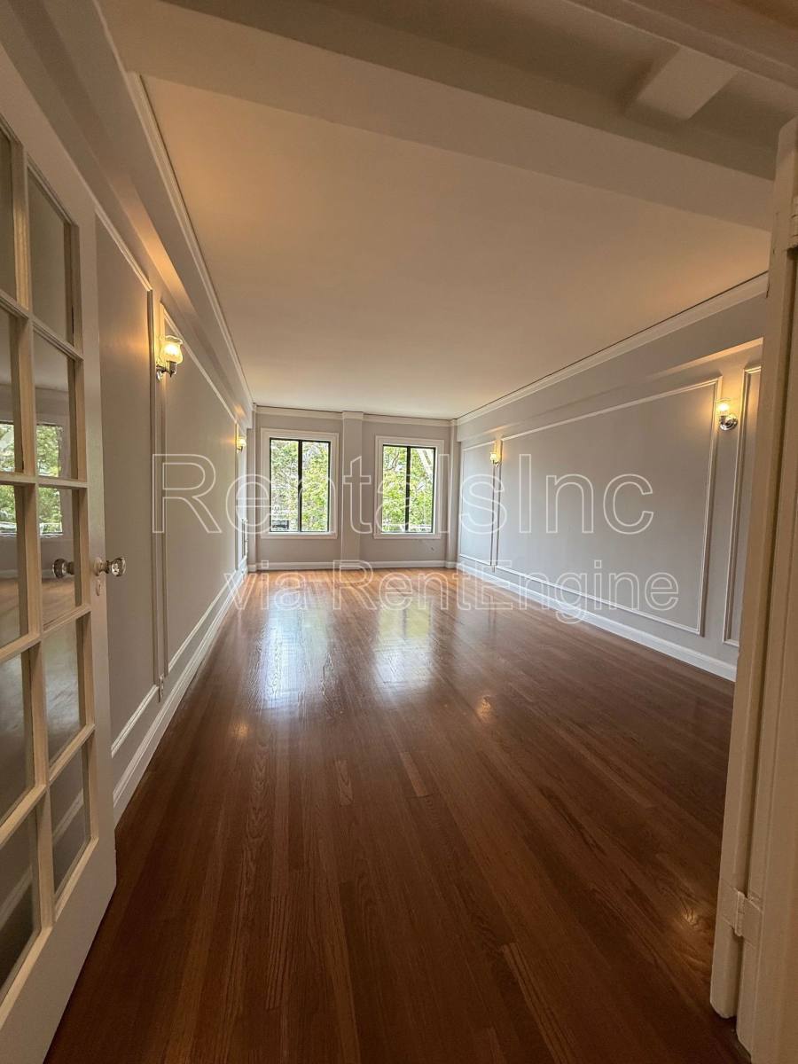 Apartment for rent at 1860 Jackson #402, San Francisco, CA 94109