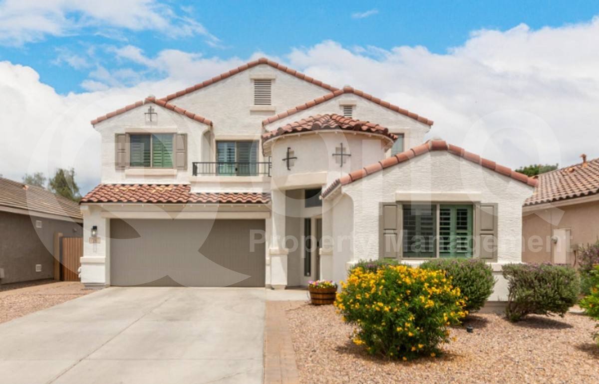 House for rent at 4142 E Sandy Way, Gilbert, AZ 85297