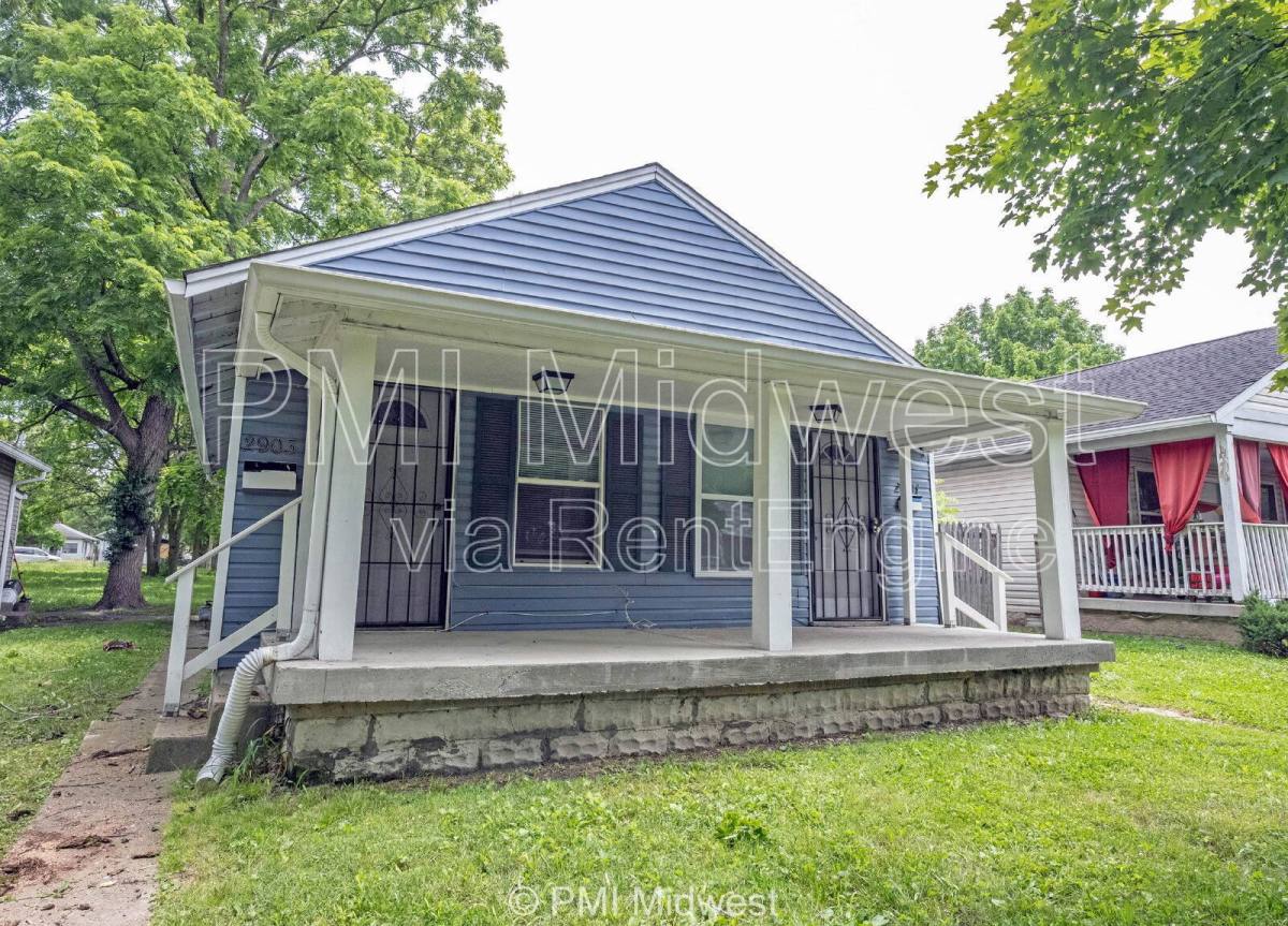 Townhouse for rent at 2901 N Chester Ave, Indianapolis, IN 46218