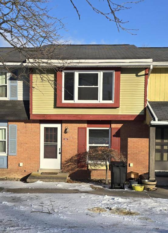 Townhouse for rent at 604 Peachview Lane, Duncansville, PA 16635