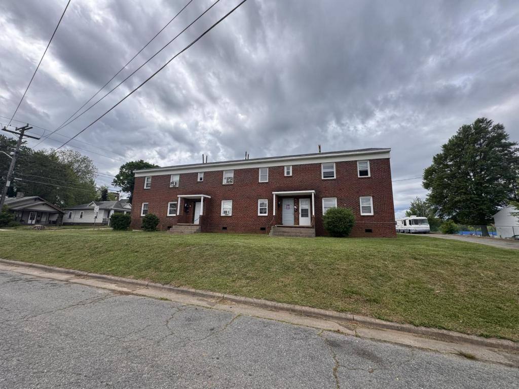 House for rent at 1415 E Fifth St #6, Winston Salem, NC 27101