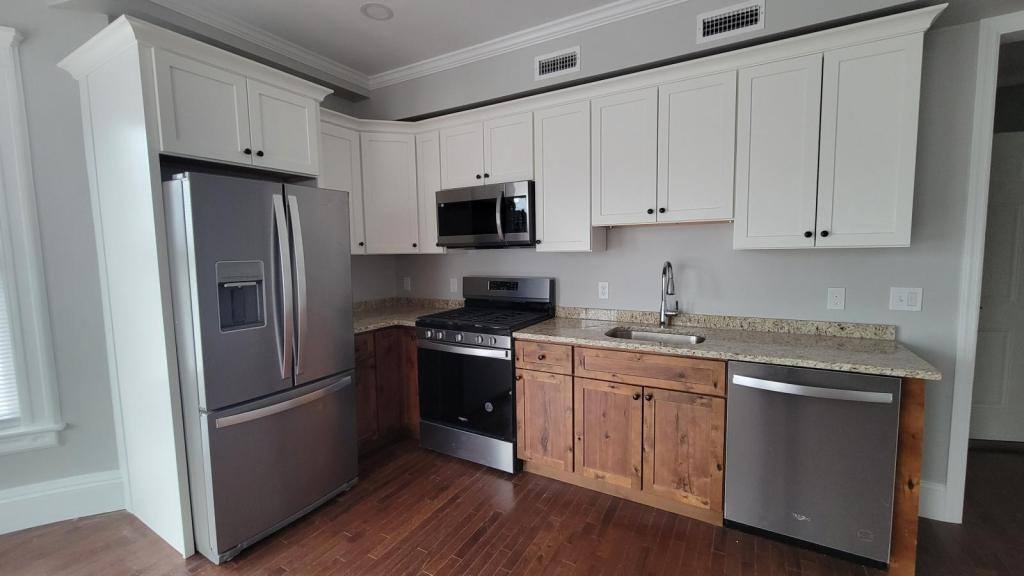 Apartment for rent at 761 Highland Ave #4, Fall River, MA 02720