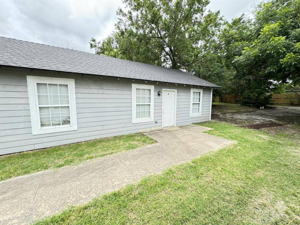 House for rent at 529 W 14th St #B, Ada, OK 74820