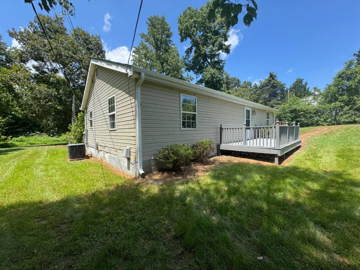 House for rent at 5163 Clifton Dr, High Point, NC 27263