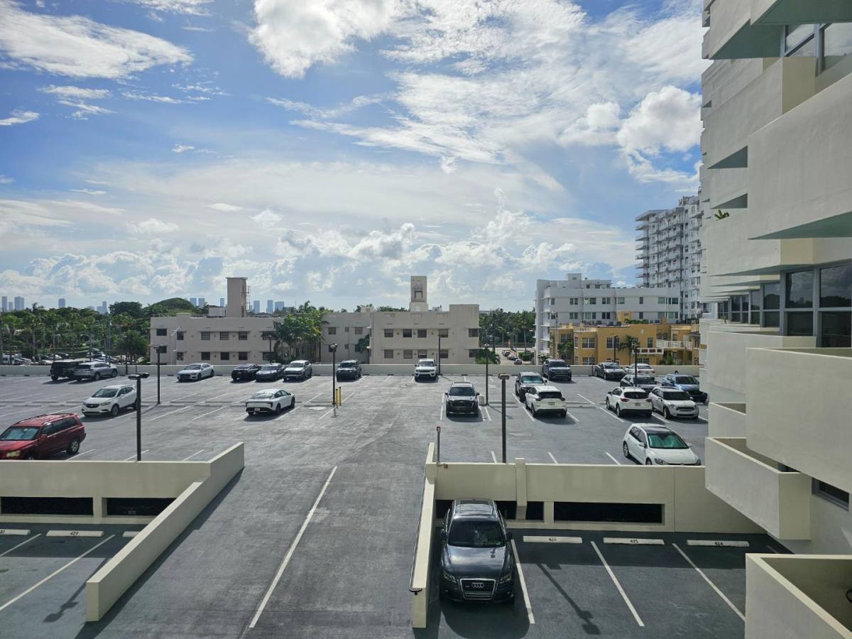 Apartment for rent at 2899 Collins Ave #534, Miami Beach, FL 33140