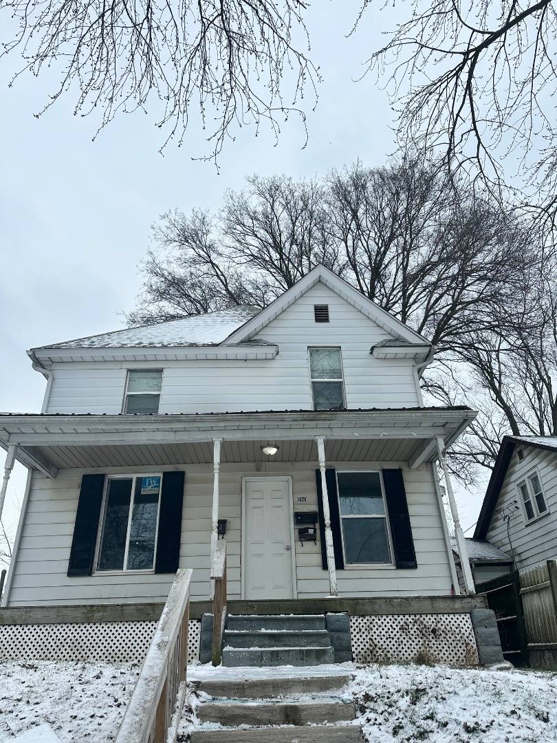 Apartment for rent at 1020 Emerson Ave #A, South Bend, IN 46615