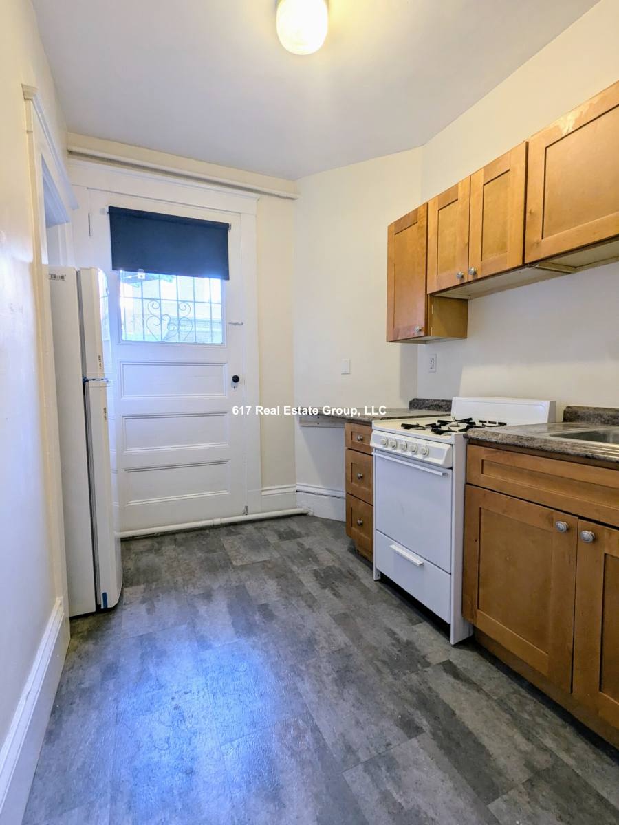 Apartment for rent at 2 Ware St #O1, Cambridge, MA 02138