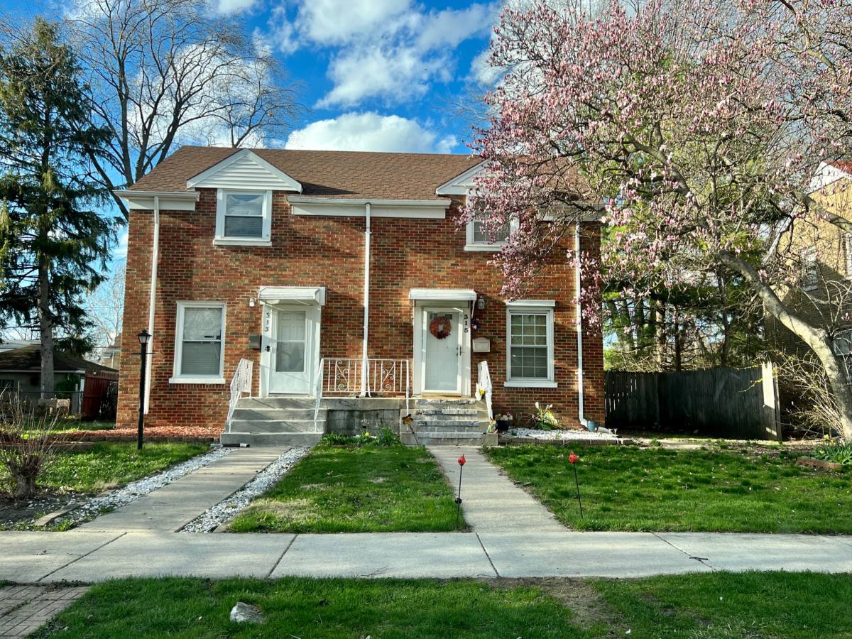 Townhouse for rent at 313 Belmont Place, Munster, IN 46321