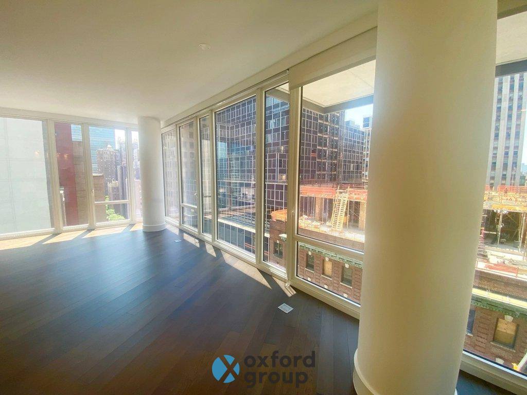 Apartment for rent at 245 E 44th St #12T, New York, NY 10017