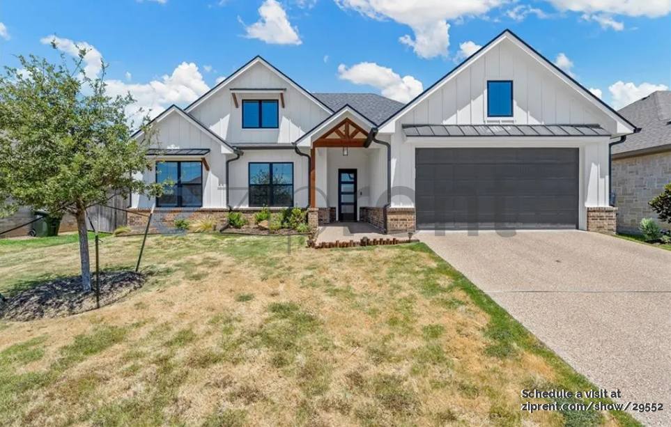 House for rent at 10341 Fallen Leaf Dr, Woodway, TX 76712
