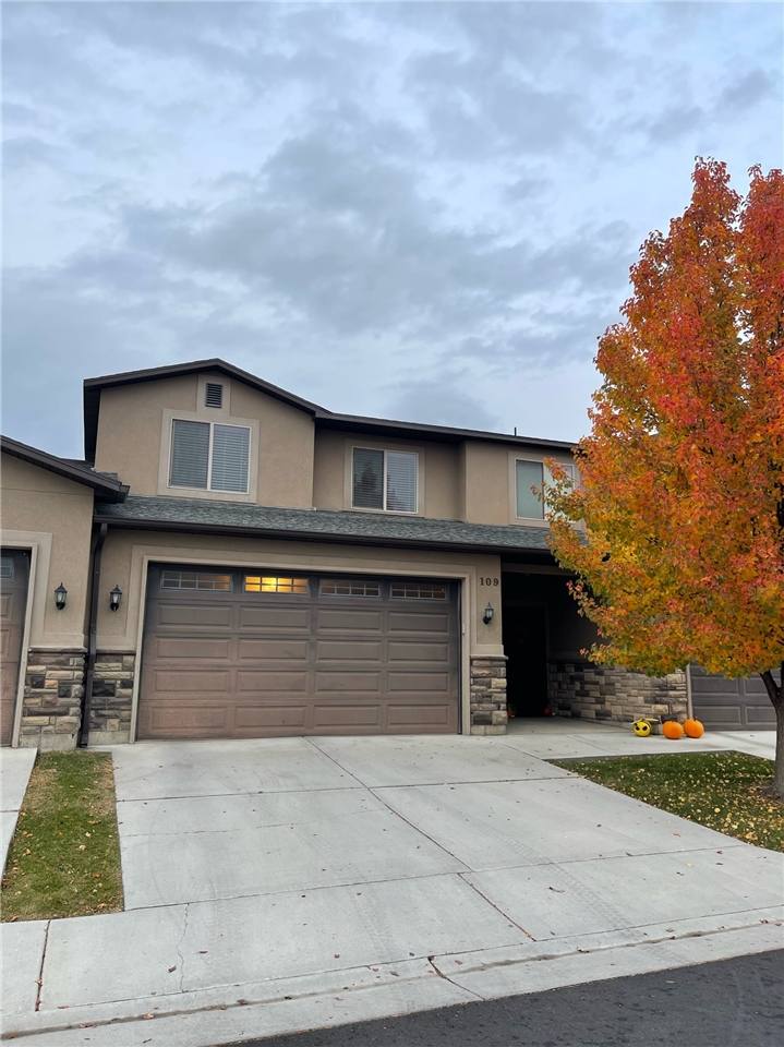 Townhouse for rent at 109 E 780 S, Smithfield, UT 84335