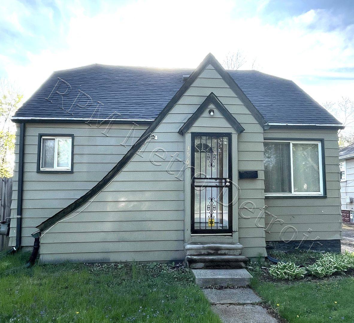 House for rent at 3567 Spruce St, Inkster, MI 48141