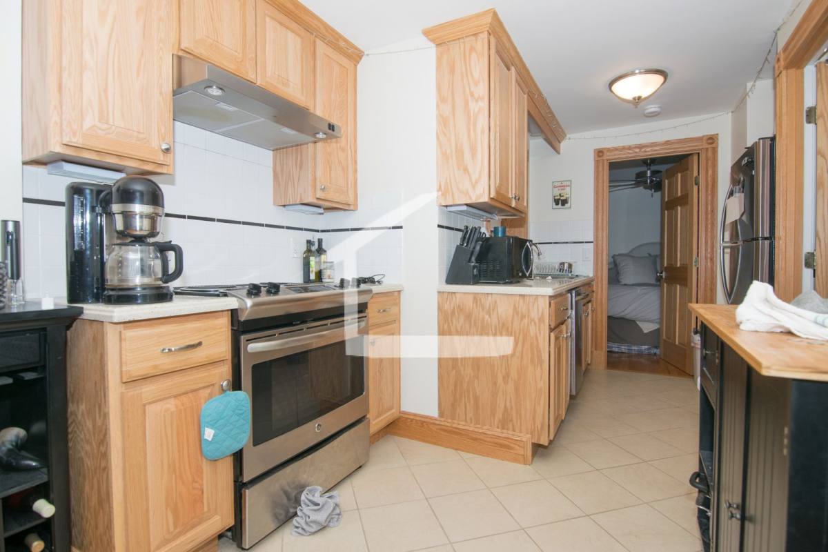 House for rent at 16 S Russell St #2D, Boston, MA 02114