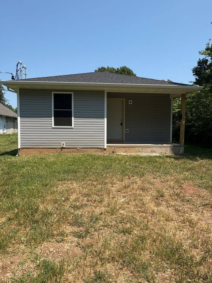 Apartment for rent at 1420 W Scott St, Springfield, MO 65802