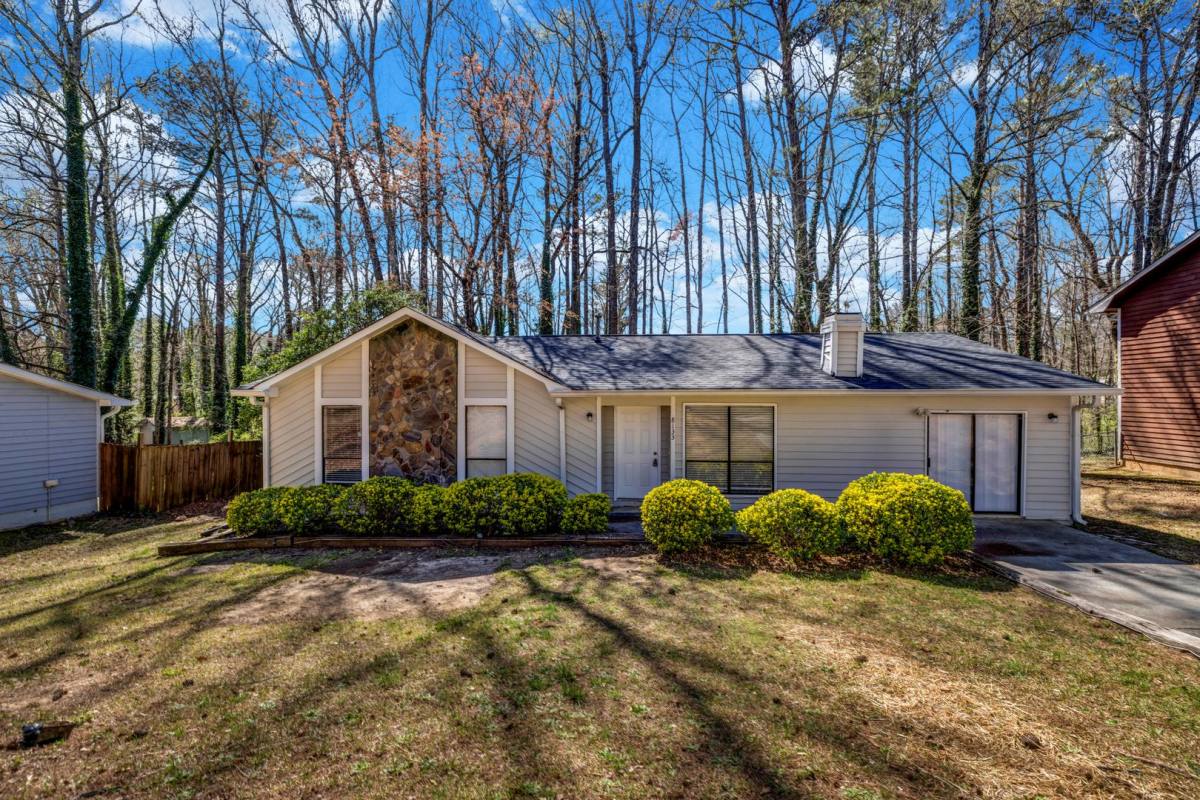 House for rent at 8133 Creekstone Court, Riverdale, GA 30274