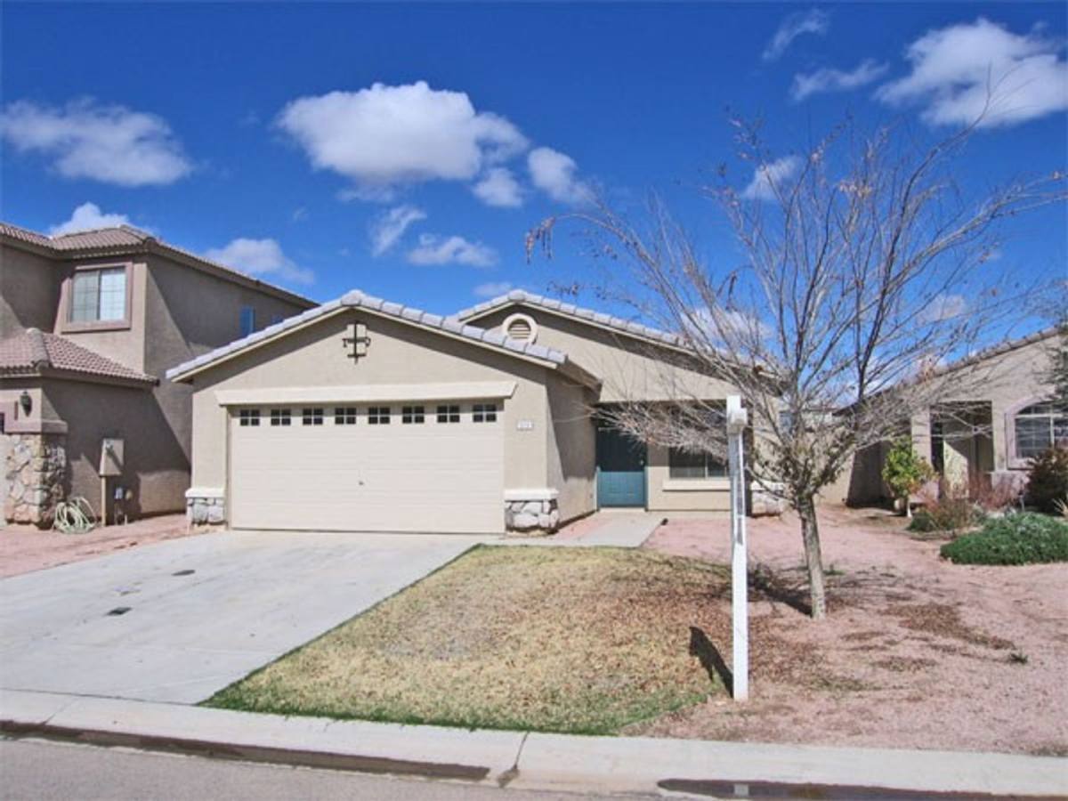 House for rent at 834 E Monteleone St, San Tan Valley, AZ 85140