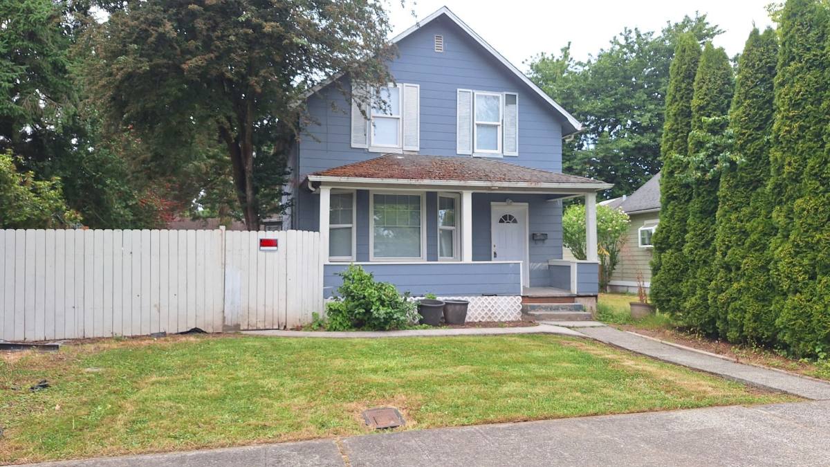House for rent at 2314 Maple St, Everett, WA 98201