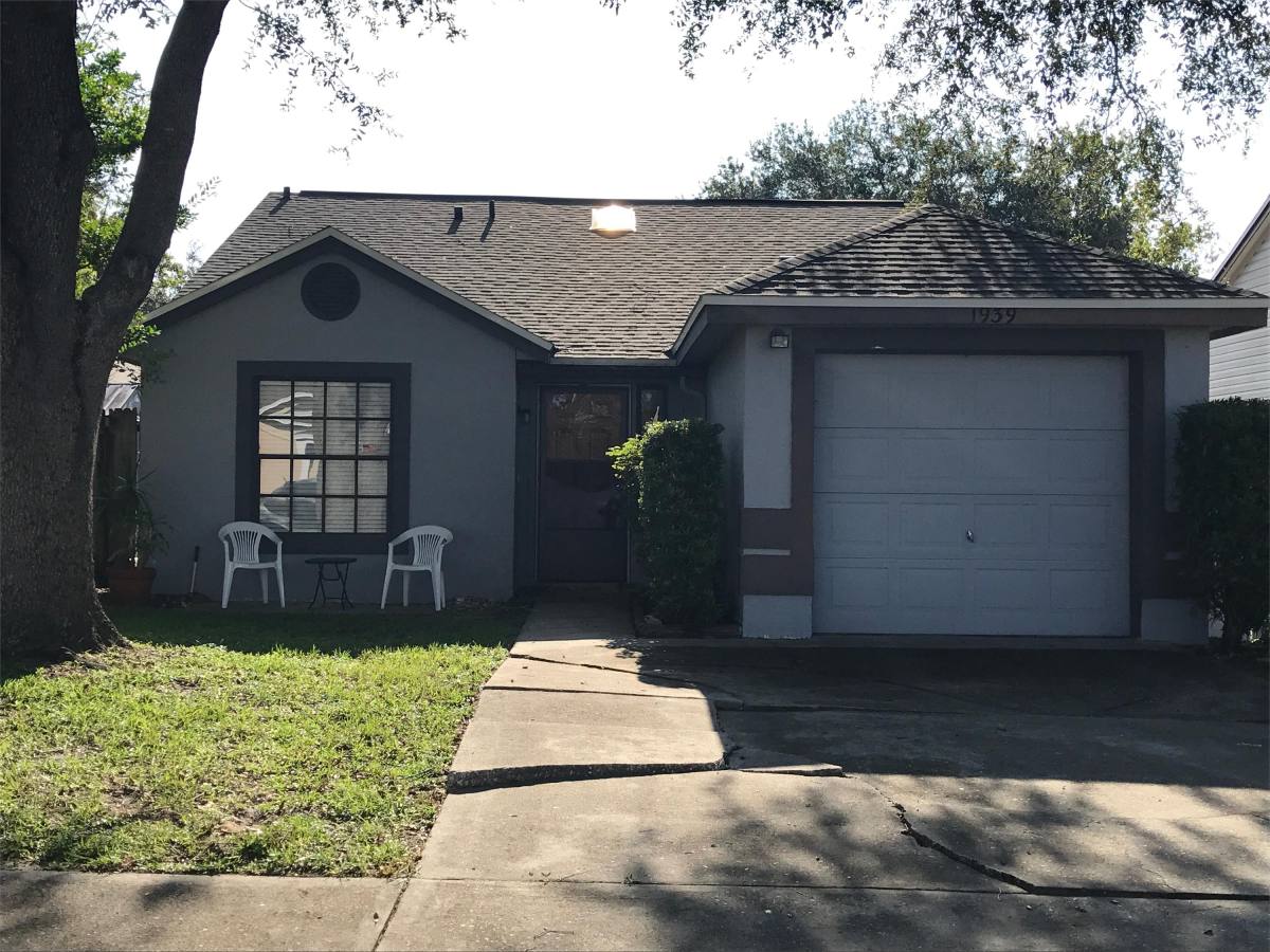 House for rent at 1939 Sheeler Oaks Dr, Apopka, FL 32712