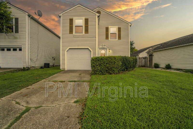 House for rent at 5489 Glenville Circle, Virginia Beach, VA 23464
