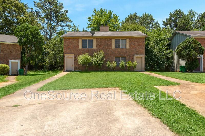 Townhouse for rent at 5301 Stonebush Terrace - A, Stone Mountain, GA 30083