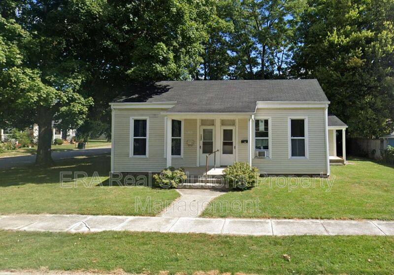 Apartment for rent at 148 High St #RIGHT, Wilmington, OH 45177