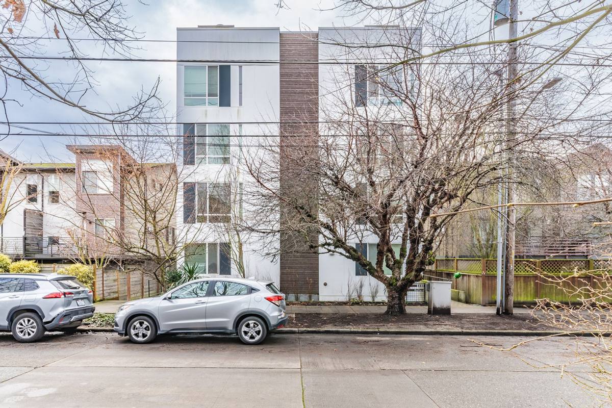 Apartment for rent at 2651 NW 56th St, Seattle, WA 98107