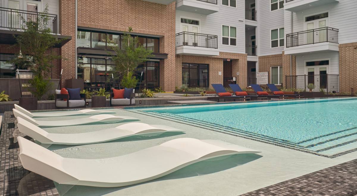 Apartment for rent at 2401 W Dallas St, Houston, TX 77019