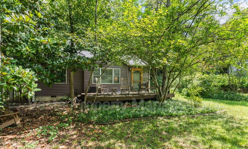 House for rent at 40 Baker Place, Asheville, NC 28806