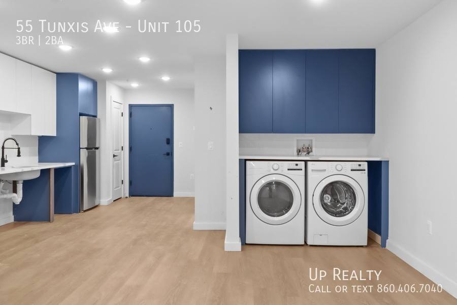 Apartment for rent at 55 Tunxis Ave, Bloomfield, CT 06002