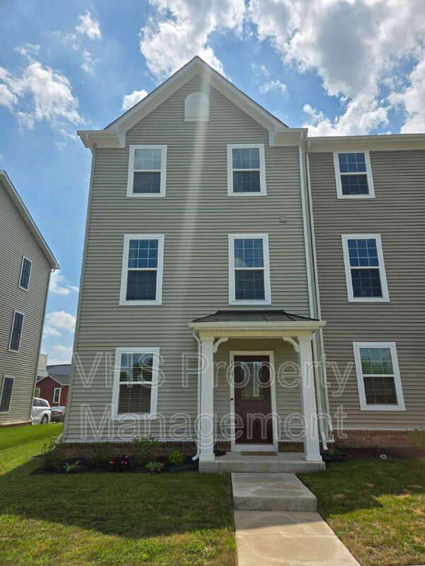 Townhouse for rent at 3201 Jefferson Blvd, Bealeton, VA 22712