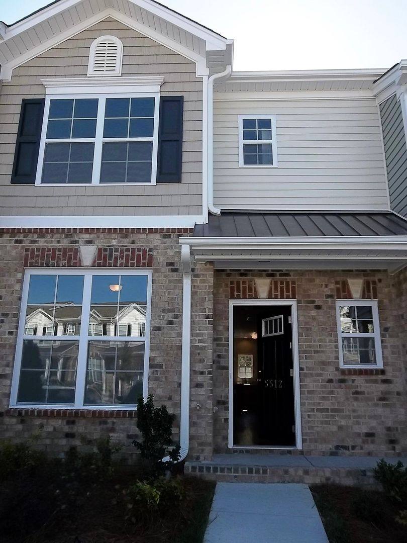 Townhouse for rent at 5512 Farm House Trail, Winston Salem, NC 27103