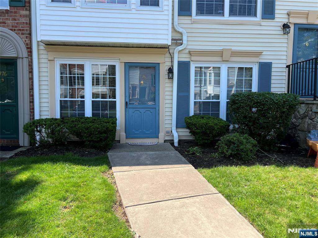 Apartment for rent at 775 Sassafras Court #775, Allendale, NJ 07401
