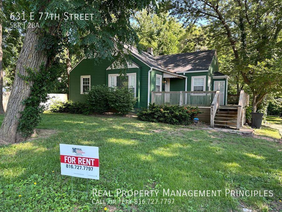 House for rent at 631 E 77th St, Kansas City, MO 64131