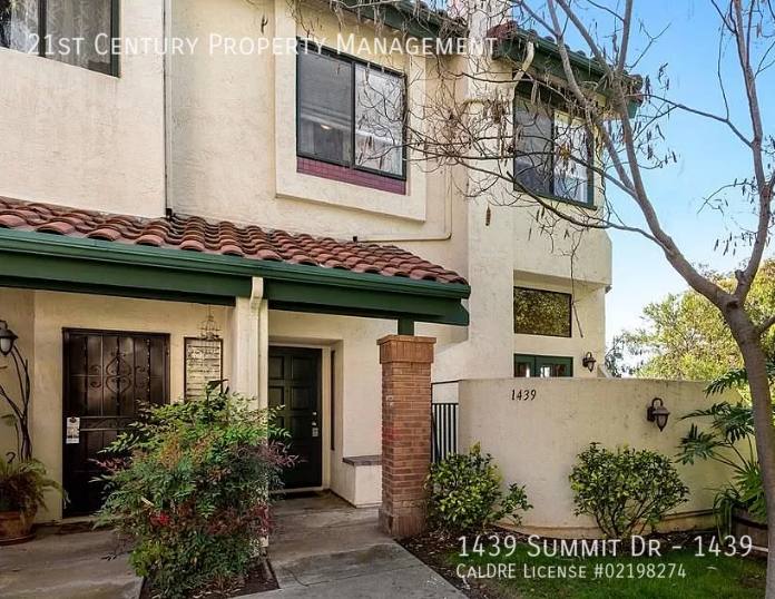 Condo for rent at 1439 Summit Dr, Chula Vista, CA 91910