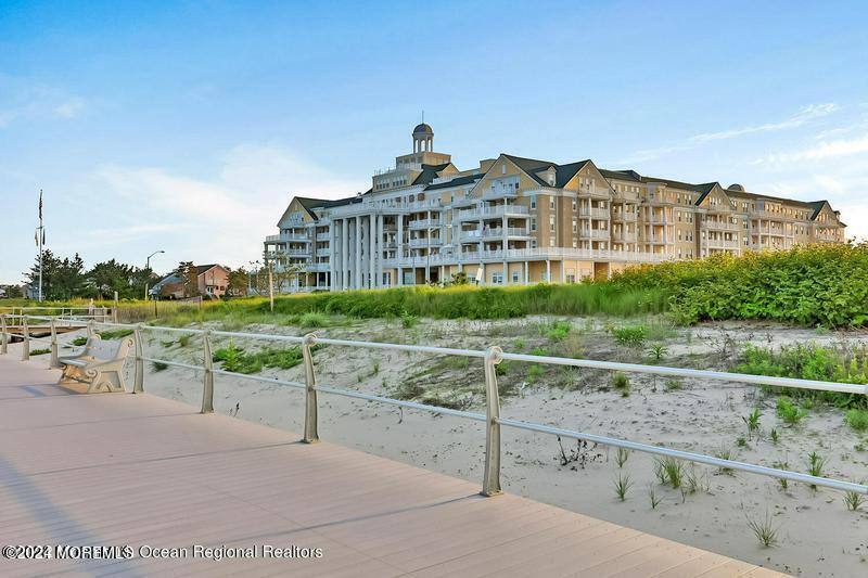 Condo for rent at 700 Ocean Ave #127, Allenwood, NJ 08720